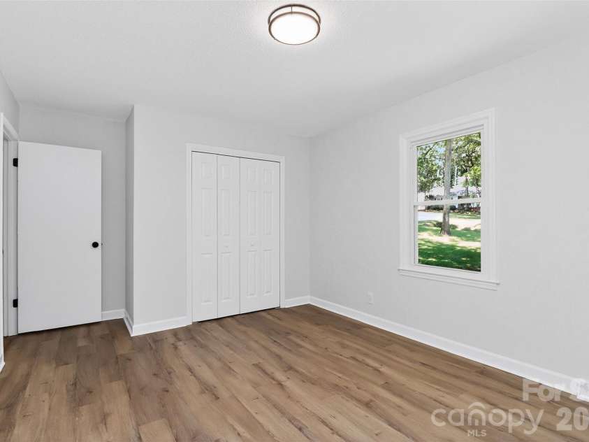 1410 Yorkdale Drive, Rock Hill, SC 29730.  MLS# CAR4382607, YatesRealty ID 32268. 
