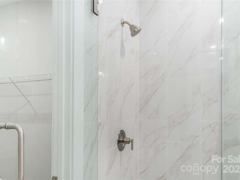 114 Chapel Crossing Lane, Weaverville, NC 28787.  MLS# CAR4254363, YatesRealty ID 32269. 