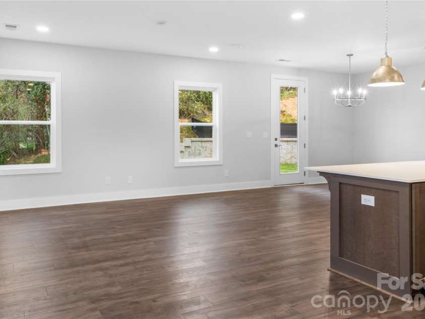 114 Chapel Crossing Lane, Weaverville, NC 28787.  MLS# CAR4337352, YatesRealty ID 32269. 