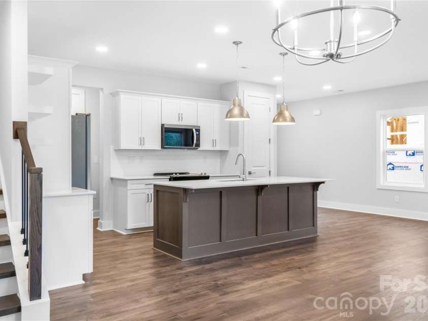 114 Chapel Crossing Lane, Weaverville, NC 28787.  MLS# CAR4337352, YatesRealty ID 32269. 