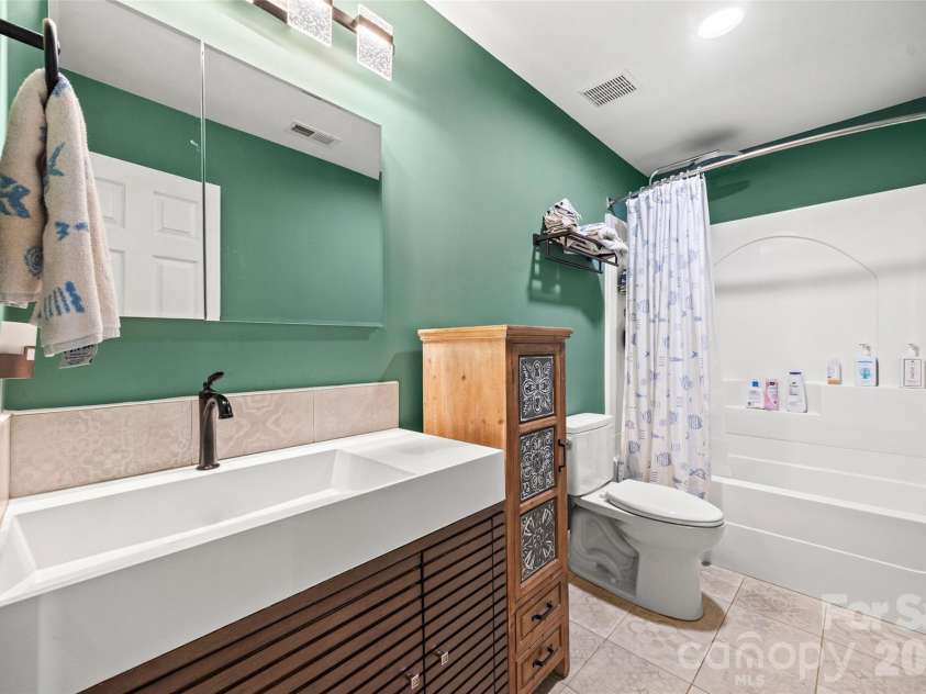 3310 Burnage Hall Road, Harrisburg, NC 28075.  MLS# CAR4387122, YatesRealty ID 32269. Full Bath