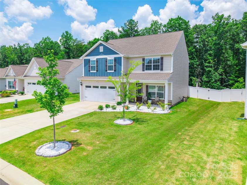154 Tanner Loop, Troutman, NC 28166.  MLS# CAR4274786, YatesRealty ID 32272. 