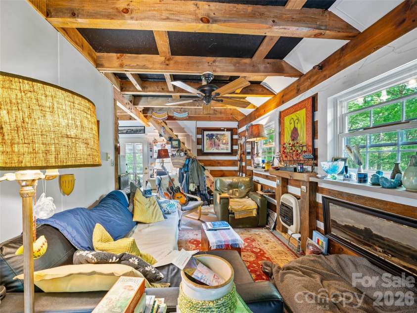 311 Old Sawmill Road, Burnsville, NC 28714.  MLS# CAR4395258, YatesRealty ID 32273. 