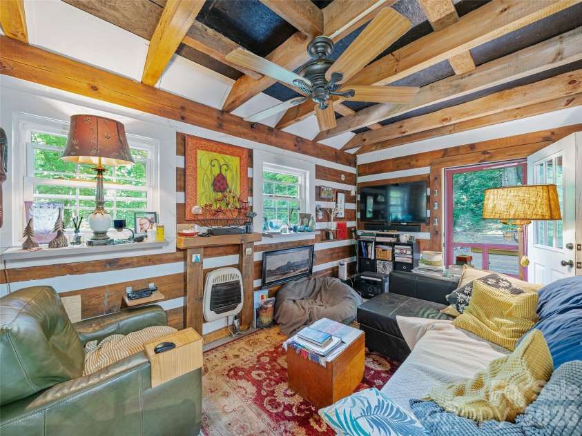 311 Old Sawmill Road, Burnsville, NC 28714.  MLS# CAR4395258, YatesRealty ID 32273. 