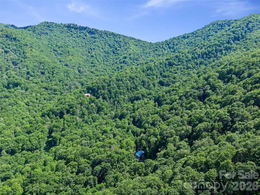 311 Old Sawmill Road, Burnsville, NC 28714.  MLS# CAR4395258, YatesRealty ID 32273. 