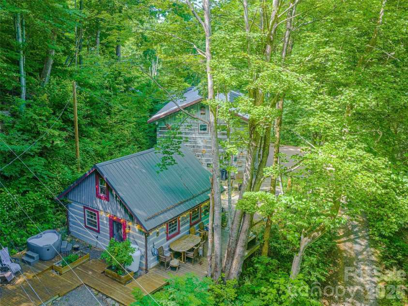 311 Old Sawmill Road, Burnsville, NC 28714.  MLS# CAR4395258, YatesRealty ID 32273. 