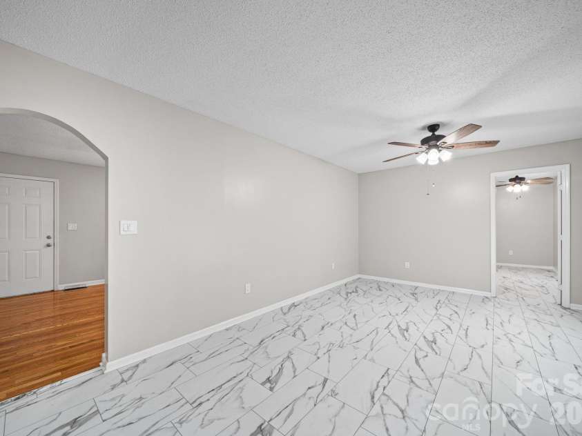 5719 Lewis Road, Gastonia, NC 28052.  MLS# CAR4391526, YatesRealty ID 32274. 