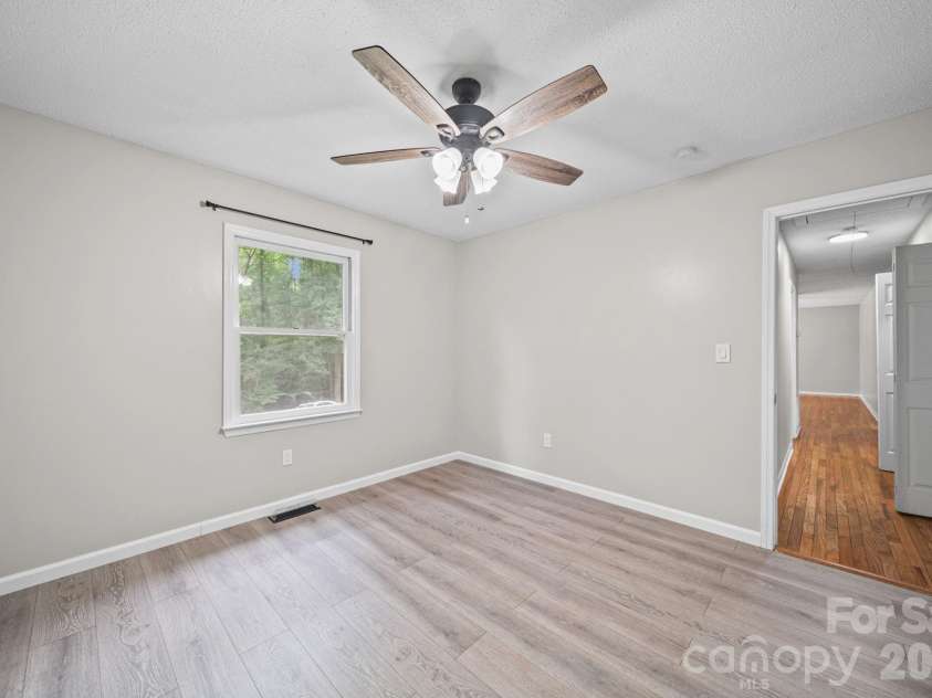 5719 Lewis Road, Gastonia, NC 28052.  MLS# CAR4391526, YatesRealty ID 32274. 