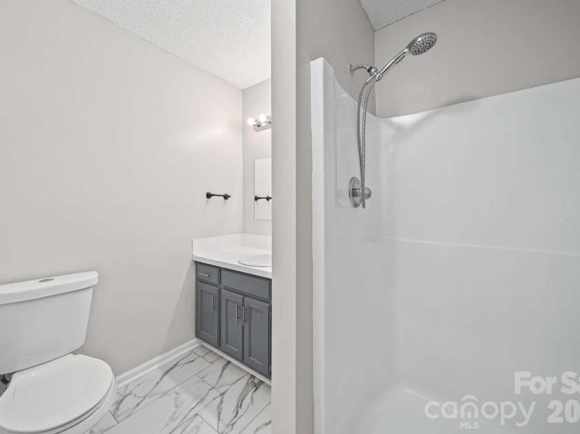 5719 Lewis Road, Gastonia, NC 28052.  MLS# CAR4391526, YatesRealty ID 32274. 