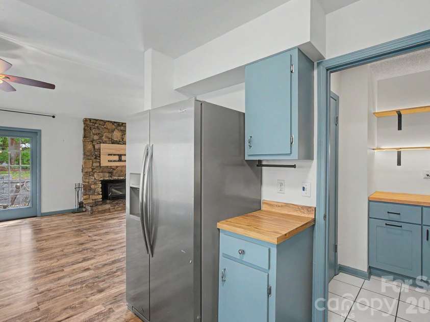 21 Glen Meadows Road, Arden, NC 28704.  MLS# CAR4390296, YatesRealty ID 32275. 