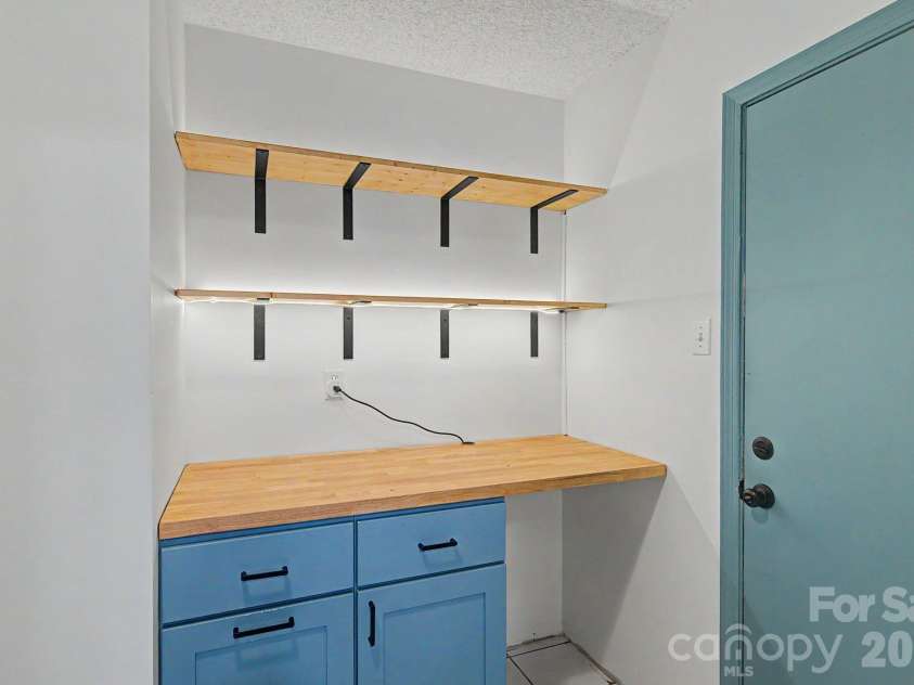 21 Glen Meadows Road, Arden, NC 28704.  MLS# CAR4390296, YatesRealty ID 32275. 