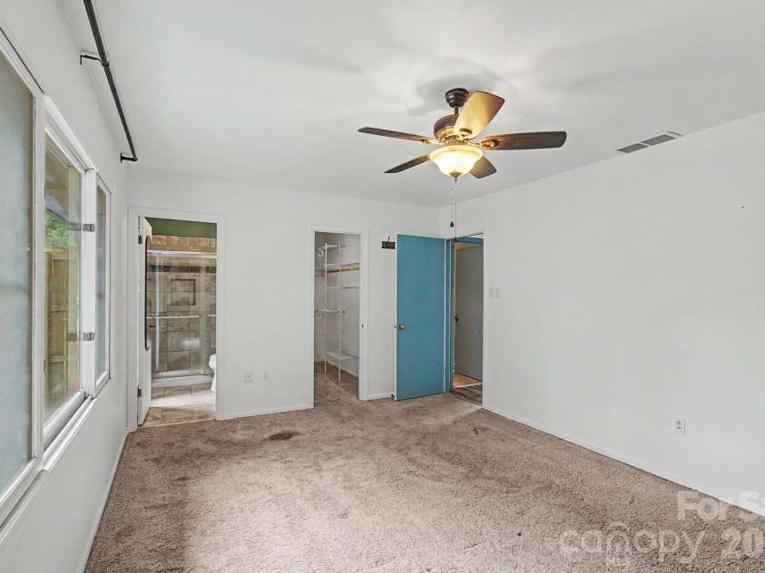 21 Glen Meadows Road, Arden, NC 28704.  MLS# CAR4390296, YatesRealty ID 32275. 