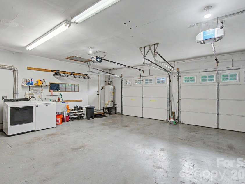 21 Glen Meadows Road, Arden, NC 28704.  MLS# CAR4390296, YatesRealty ID 32275. 