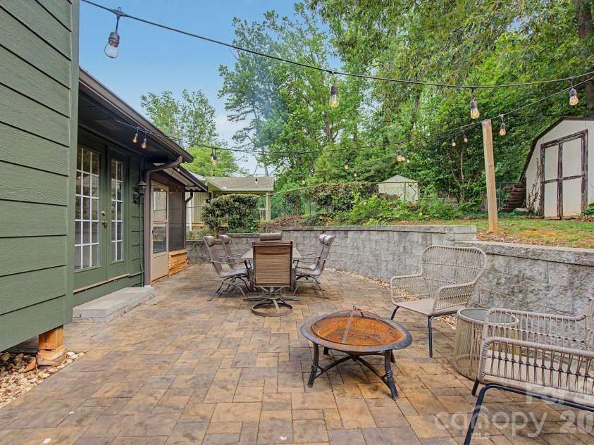 21 Glen Meadows Road, Arden, NC 28704.  MLS# CAR4390296, YatesRealty ID 32275. 