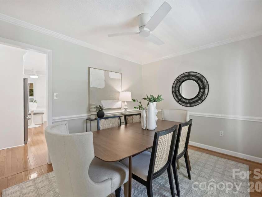 4013 Bridgewood Lane, Charlotte, NC 28226.  MLS# CAR4372184, YatesRealty ID 32276. Dining Room has easy access to the Kitchen
