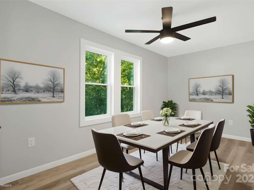 95 Grassy View Road, Candler, NC 28715.  MLS# CAR4283278, YatesRealty ID 32276. Imagine hosting your friends here!