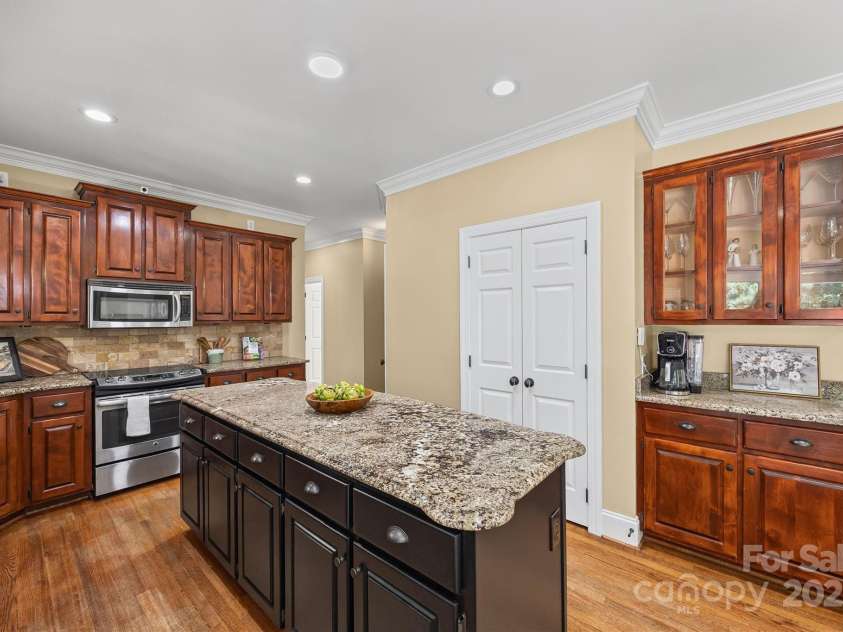 1311 Big Rock Court, Fort Mill, SC 29708.  MLS# CAR4289290, YatesRealty ID 32278. 