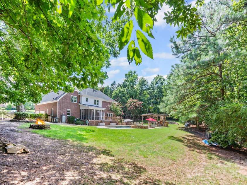 1311 Big Rock Court, Fort Mill, SC 29708.  MLS# CAR4289290, YatesRealty ID 32278. 