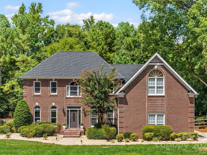 1311 Big Rock Court, Fort Mill, SC 29708.  MLS# CAR4289290, YatesRealty ID 32278. 
