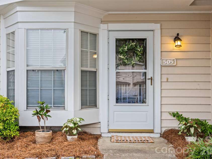 505 Heritage Parkway, Fort Mill, SC 29715.  MLS# CAR4392406, YatesRealty ID 32278. 