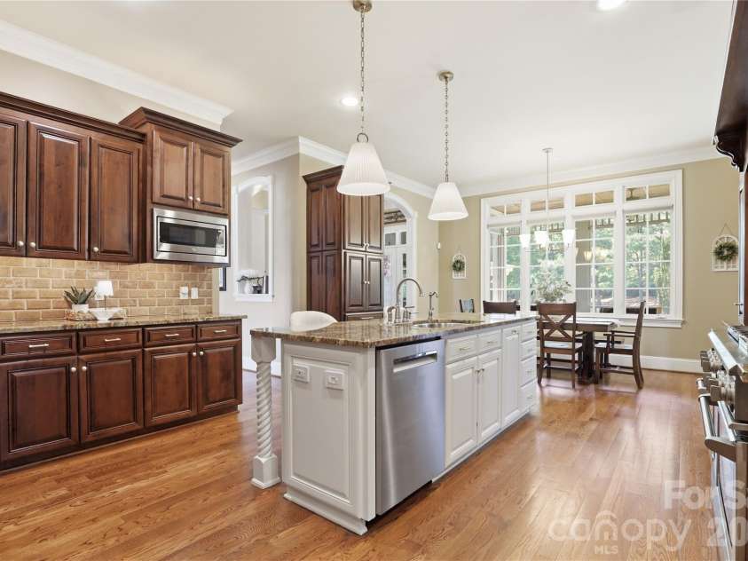 161 Cape Cod Way, Mooresville, NC 28117.  MLS# CAR4391802, YatesRealty ID 32279. 