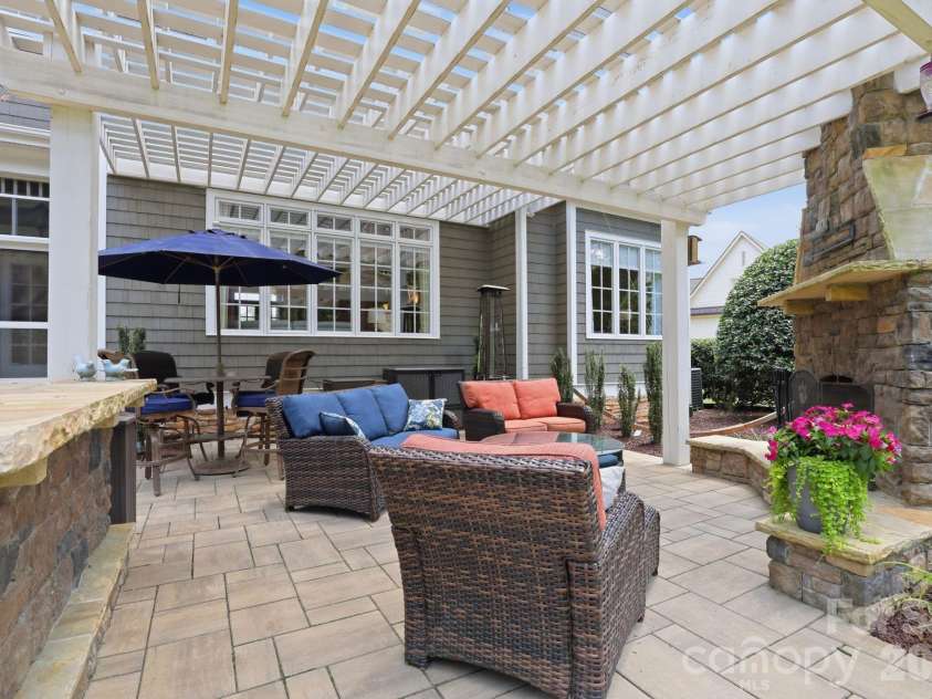 161 Cape Cod Way, Mooresville, NC 28117.  MLS# CAR4421089, YatesRealty ID 32279. 