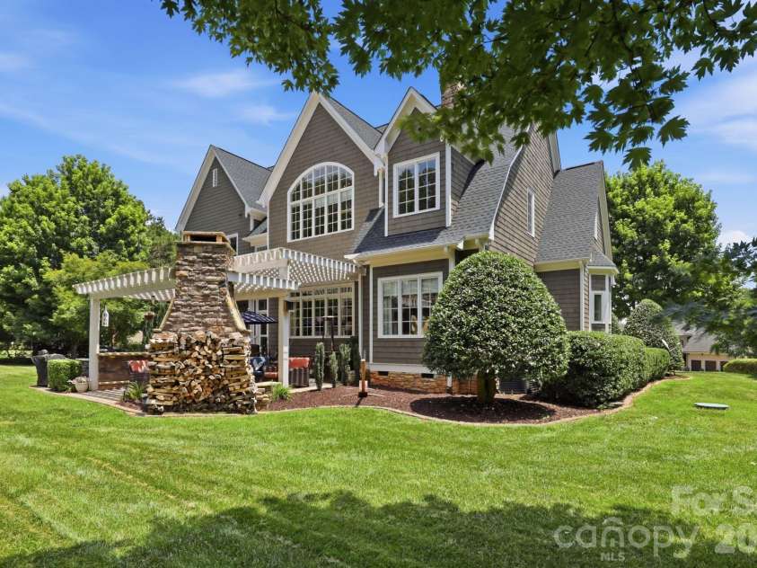 161 Cape Cod Way, Mooresville, NC 28117.  MLS# CAR4421089, YatesRealty ID 32279. 