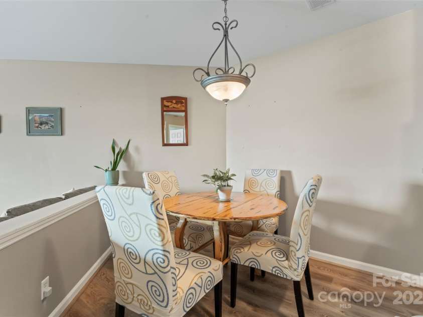 18709 Nautical Drive, Cornelius, NC 28031.  MLS# CAR4290511, YatesRealty ID 32279. 