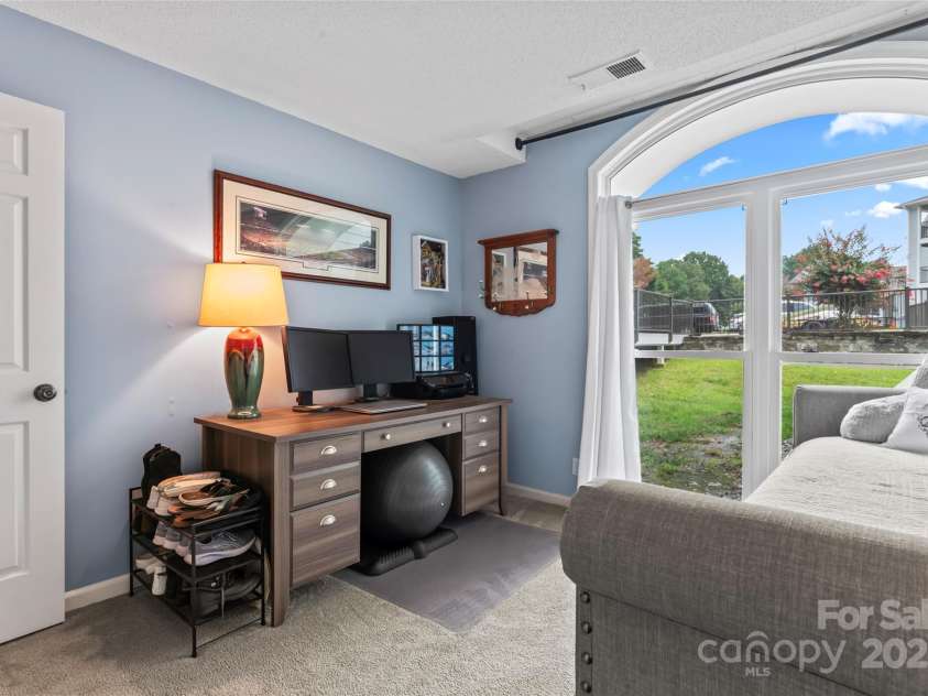 18709 Nautical Drive, Cornelius, NC 28031.  MLS# CAR4290511, YatesRealty ID 32279. 