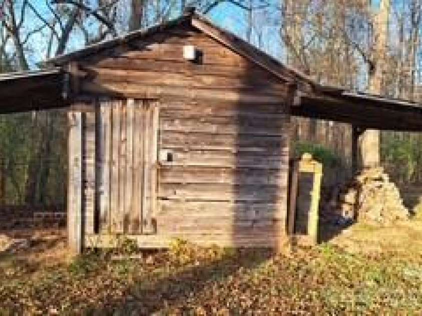 3391 Asbury Road, Mount Airy, NC 27030.  MLS# CAR4331556, YatesRealty ID 3228. 