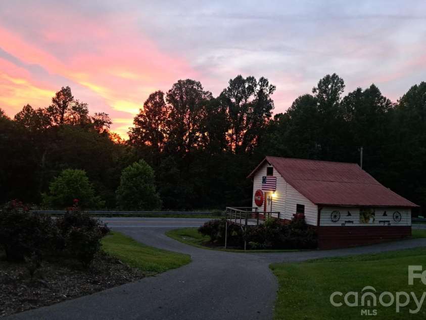 3391 Asbury Road, Mount Airy, NC 27030.  MLS# CAR4331556, YatesRealty ID 3228. 