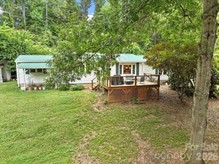 2 Ray Road, Weaverville, NC 28787.  MLS# CAR4395567, YatesRealty ID 32280. 