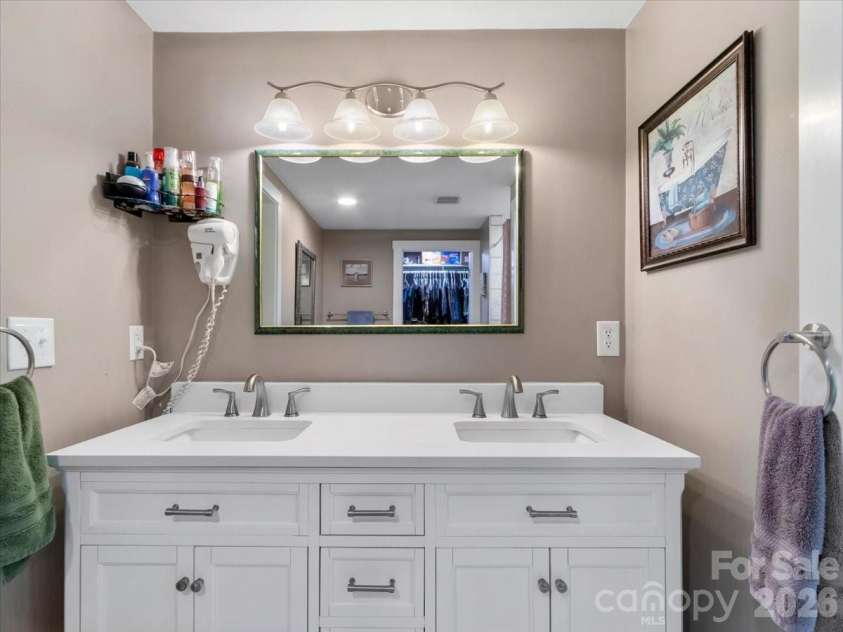 2 Ray Road, Weaverville, NC 28787.  MLS# CAR4395567, YatesRealty ID 32280. 