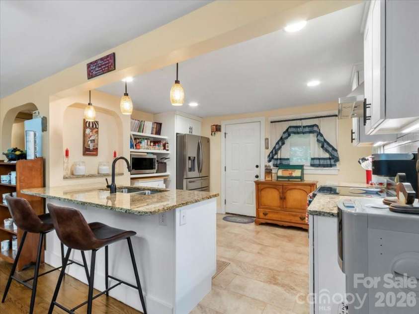 2 Ray Road, Weaverville, NC 28787.  MLS# CAR4395567, YatesRealty ID 32280. 
