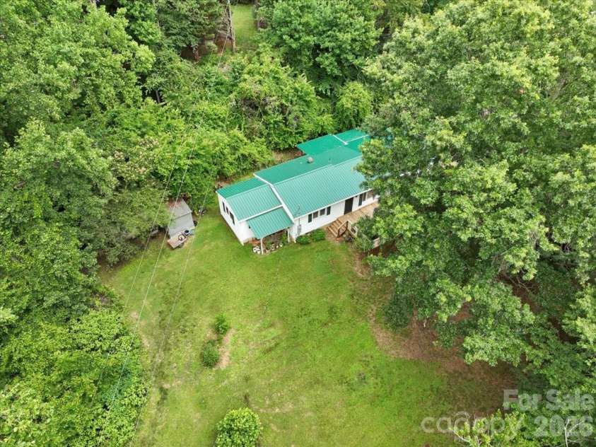 2 Ray Road, Weaverville, NC 28787.  MLS# CAR4395567, YatesRealty ID 32280. 
