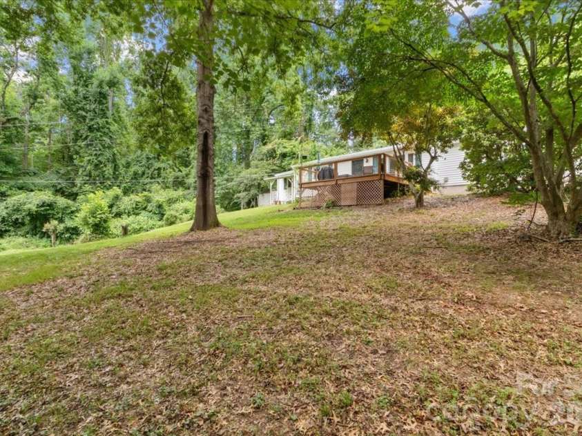 2 Ray Road, Weaverville, NC 28787.  MLS# CAR4395567, YatesRealty ID 32280. 