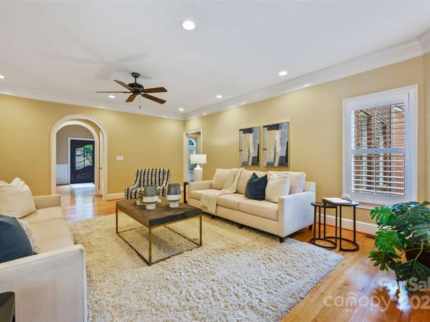 7312 Willesden Lane, Charlotte, NC 28277.  MLS# CAR4289503, YatesRealty ID 32280. 