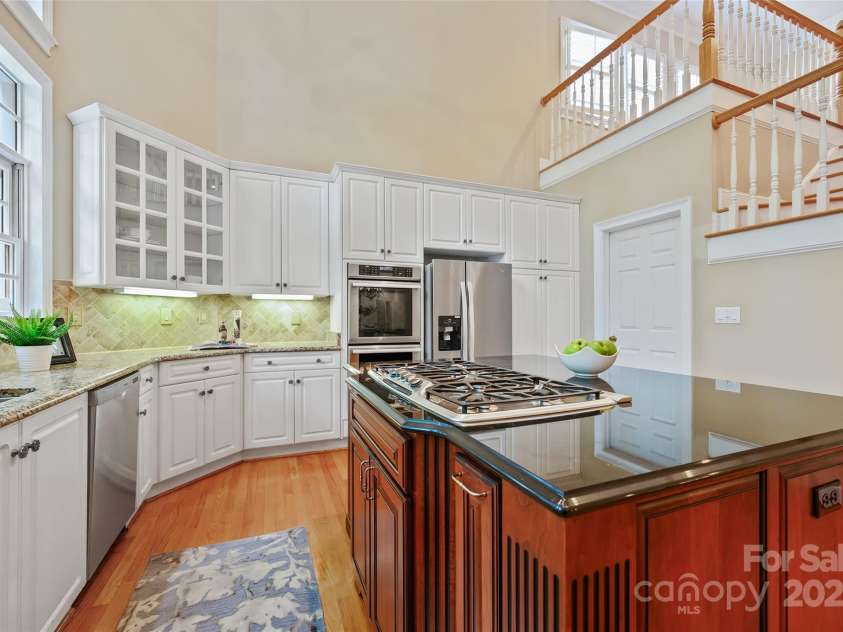 7312 Willesden Lane, Charlotte, NC 28277.  MLS# CAR4289503, YatesRealty ID 32280. 
