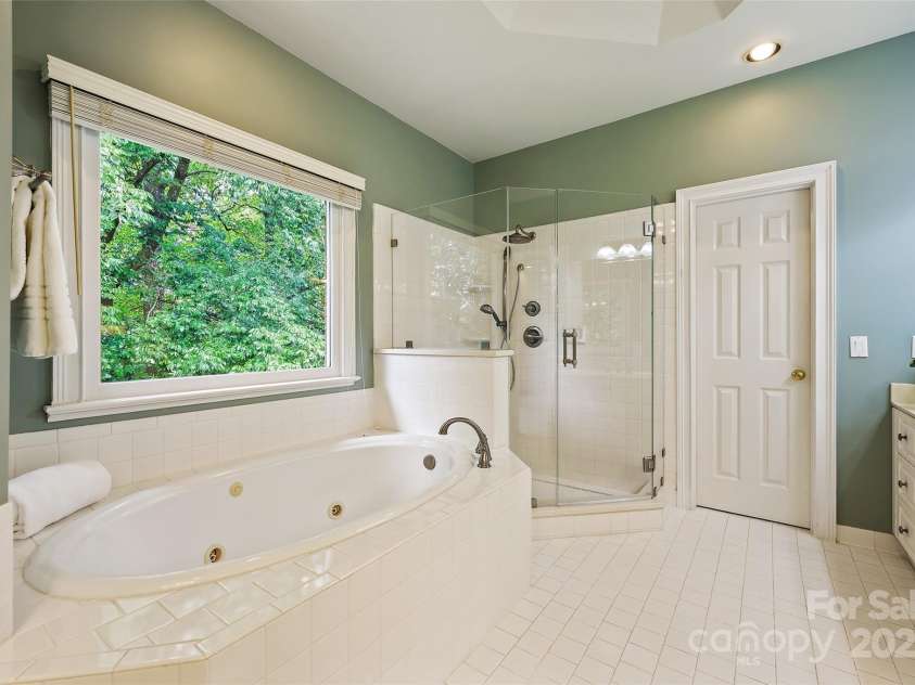 7312 Willesden Lane, Charlotte, NC 28277.  MLS# CAR4289503, YatesRealty ID 32280. 