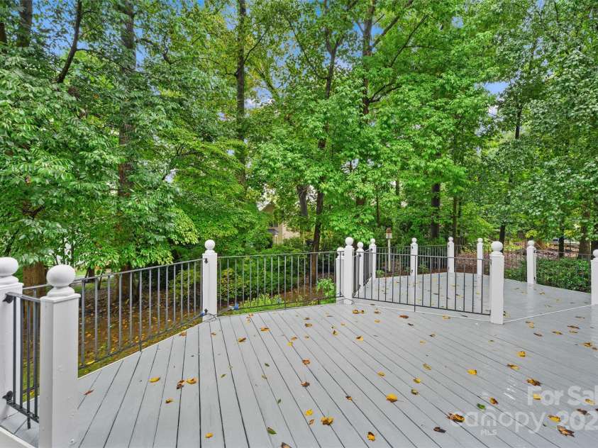 7312 Willesden Lane, Charlotte, NC 28277.  MLS# CAR4289503, YatesRealty ID 32280. 