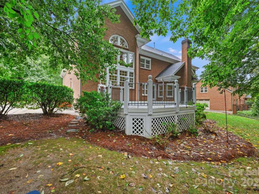 7312 Willesden Lane, Charlotte, NC 28277.  MLS# CAR4289503, YatesRealty ID 32280. 