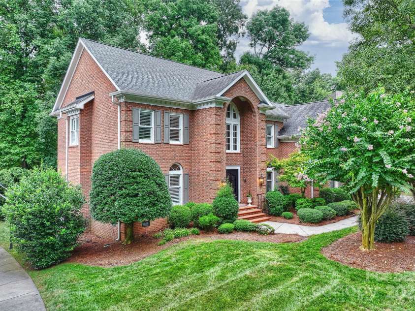 7312 Willesden Lane, Charlotte, NC 28277.  MLS# CAR4289503, YatesRealty ID 32280. 