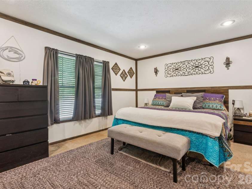 525 Haviture Way, Gastonia, NC 28056.  MLS# CAR4388417, YatesRealty ID 32281. Bedroom