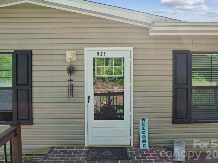 525 Haviture Way, Gastonia, NC 28056.  MLS# CAR4388417, YatesRealty ID 32281. Rear
