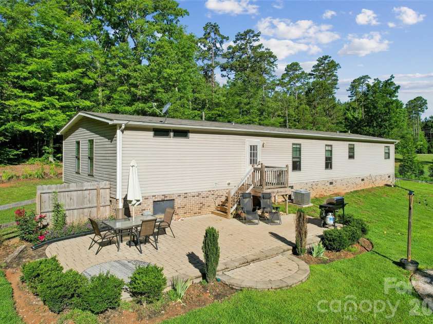 525 Haviture Way, Gastonia, NC 28056.  MLS# CAR4388417, YatesRealty ID 32281. Rear