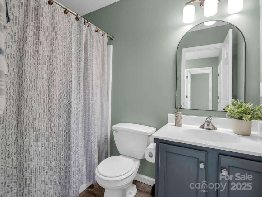69 Wiltshire Circle, Fletcher, NC 28732.  MLS# CAR4290881, YatesRealty ID 32281. Hall Bath Upstairs.