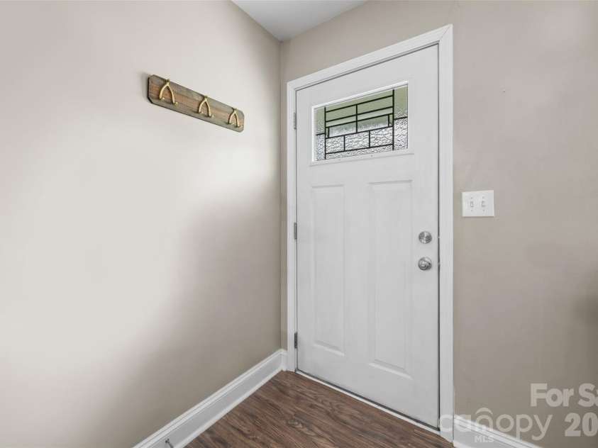 3753 Jenkins Road, Clover, SC 29710.  MLS# CAR4391594, YatesRealty ID 32283. 