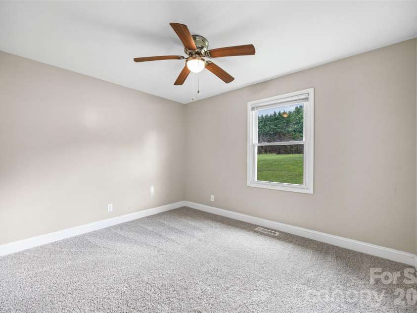 3753 Jenkins Road, Clover, SC 29710.  MLS# CAR4391594, YatesRealty ID 32283. 