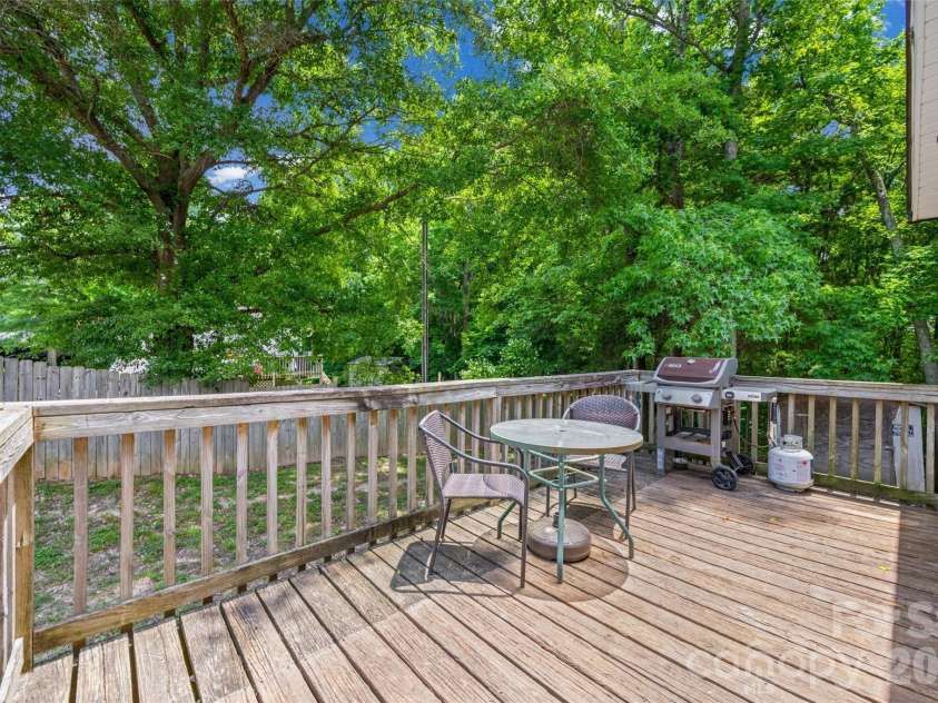 3753 Jenkins Road, Clover, SC 29710.  MLS# CAR4391594, YatesRealty ID 32283. 