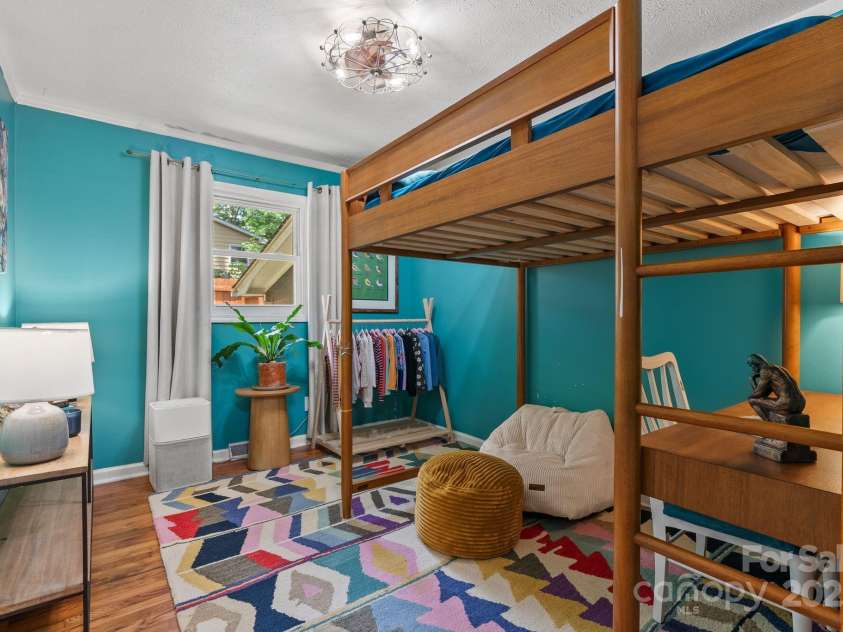 207 Oconeechee Avenue, Black Mountain, NC 28711.  MLS# CAR4290585, YatesRealty ID 32284. Cozy and Fun Third Bedroom